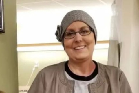 Mulher que venceu câncer 4 vezes morre vítima de bala perdida