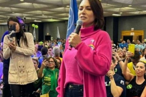 Ex-primeira-dama chama Bolsonaro de “maior líder político do Brasil” e confirma mensagem no 7 de Setembro