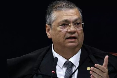 Passageira confronta Flávio Dino em avião e PF é acionada