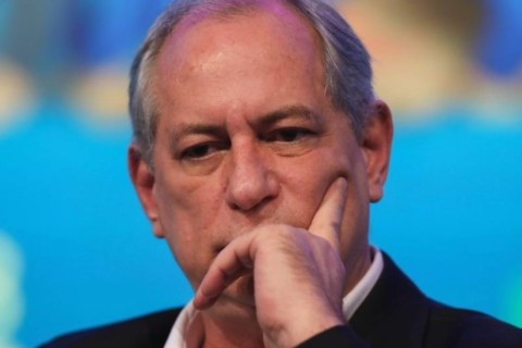 Ciro Gomes pede desfiliação do PDT e deve anunciar novo partido na próxima semana