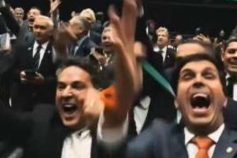 URGENTE: Com ampla vantagem, PL Antifacção é aprovado na Câmara