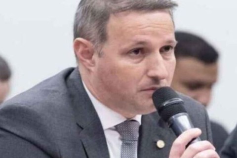 Derrite assume relatoria para classificar facções como terroristas e reforça plano de segurança de Tarcísio