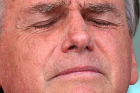 Facada de 2018 ainda cobra preço alto: médicos reforçam cuidados com Bolsonaro