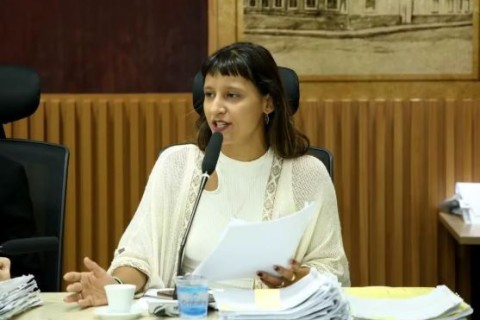 Vereadora do PT pode ser cassada por pagar ato contra Bolsonaro