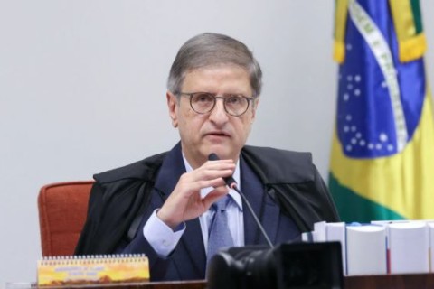Gonet pede ao STF que reabra inquérito contra Jair Bolsonaro