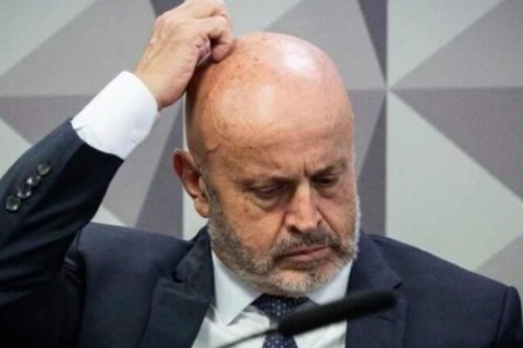 Porsche, Mercedes e Opala do Careca do INSS estão “sumidos”