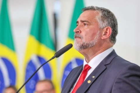 Esquema no INSS:  PT define Paulo Pimenta como primeiro nome para CPMI