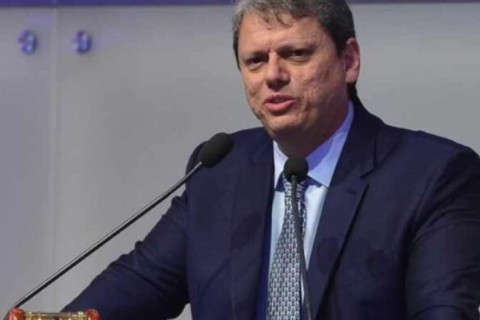 Tarcísio lidera corrida pelo governo de São Paulo