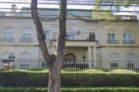 Alvo da CPMI do INSS pagava R$ 196 mil por mês de aluguel em mansão ligada a esquema bilionário