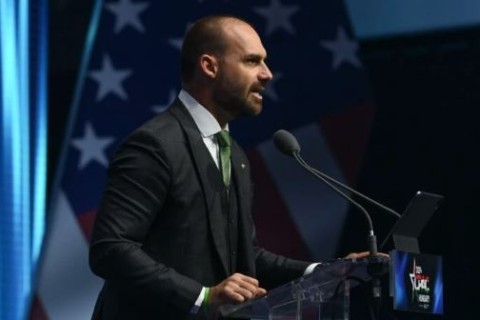 Eduardo chama taxa de 50% de Tarifa Moraes: “A conta chega”