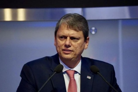 Tarcísio lidera frente de governadores contra o avanço do crime no Rio